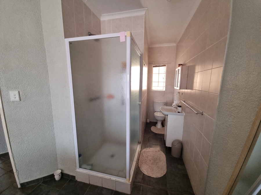 3 Bedroom Property for Sale in Safari Gardens North West